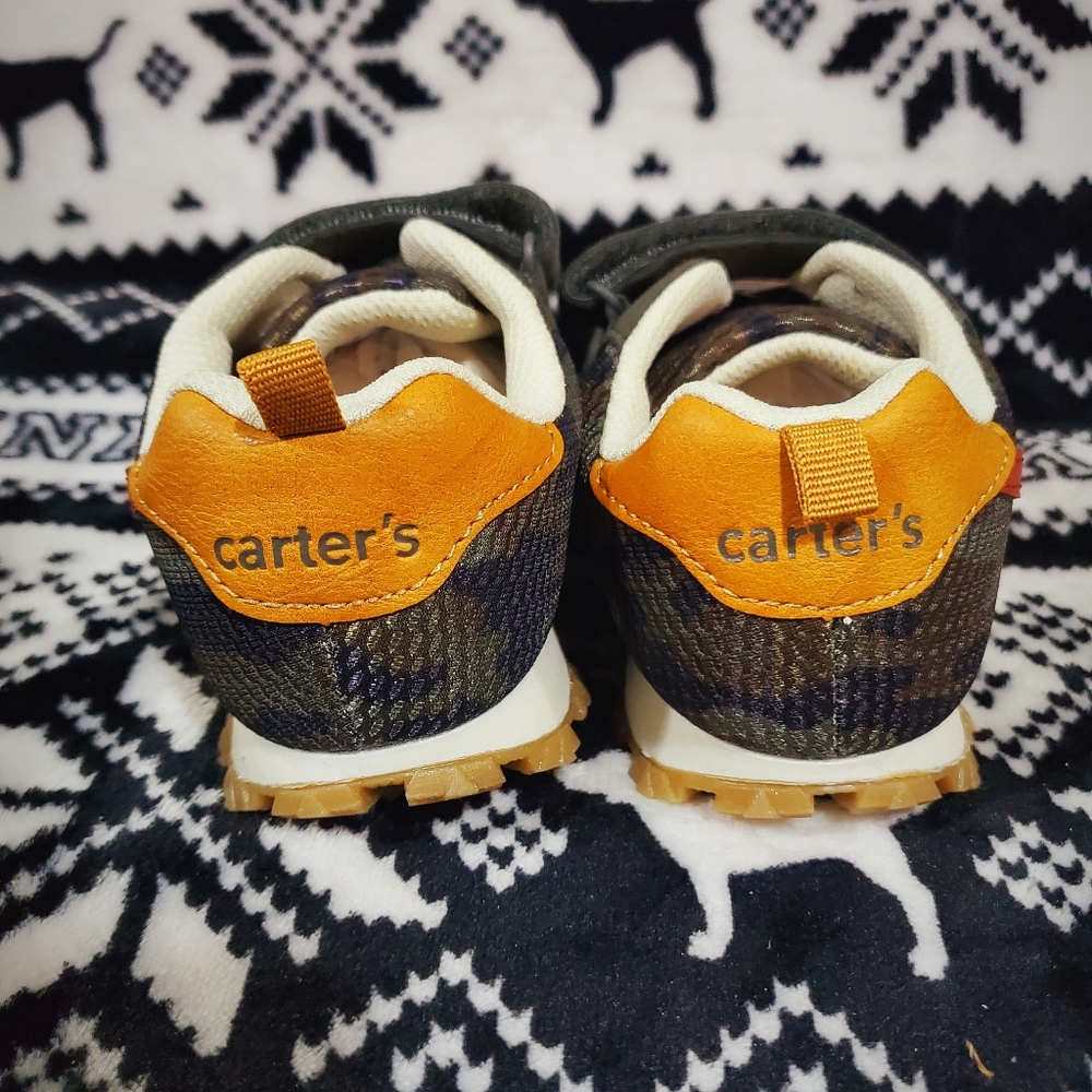 Carters Camo Toddler Size 9,11,12 Sneakers New - Picture 3 of 7